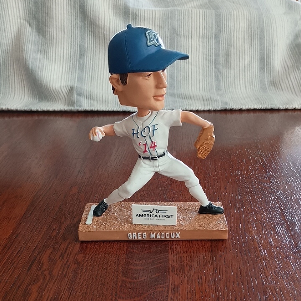 Greg Maddox HOF '14 Las Vegas 51's Braves Baseball Bobblehead (b800)